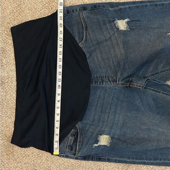Time And Tru Distressed Maternity Jeans Size XXL - Picture 4 of 7